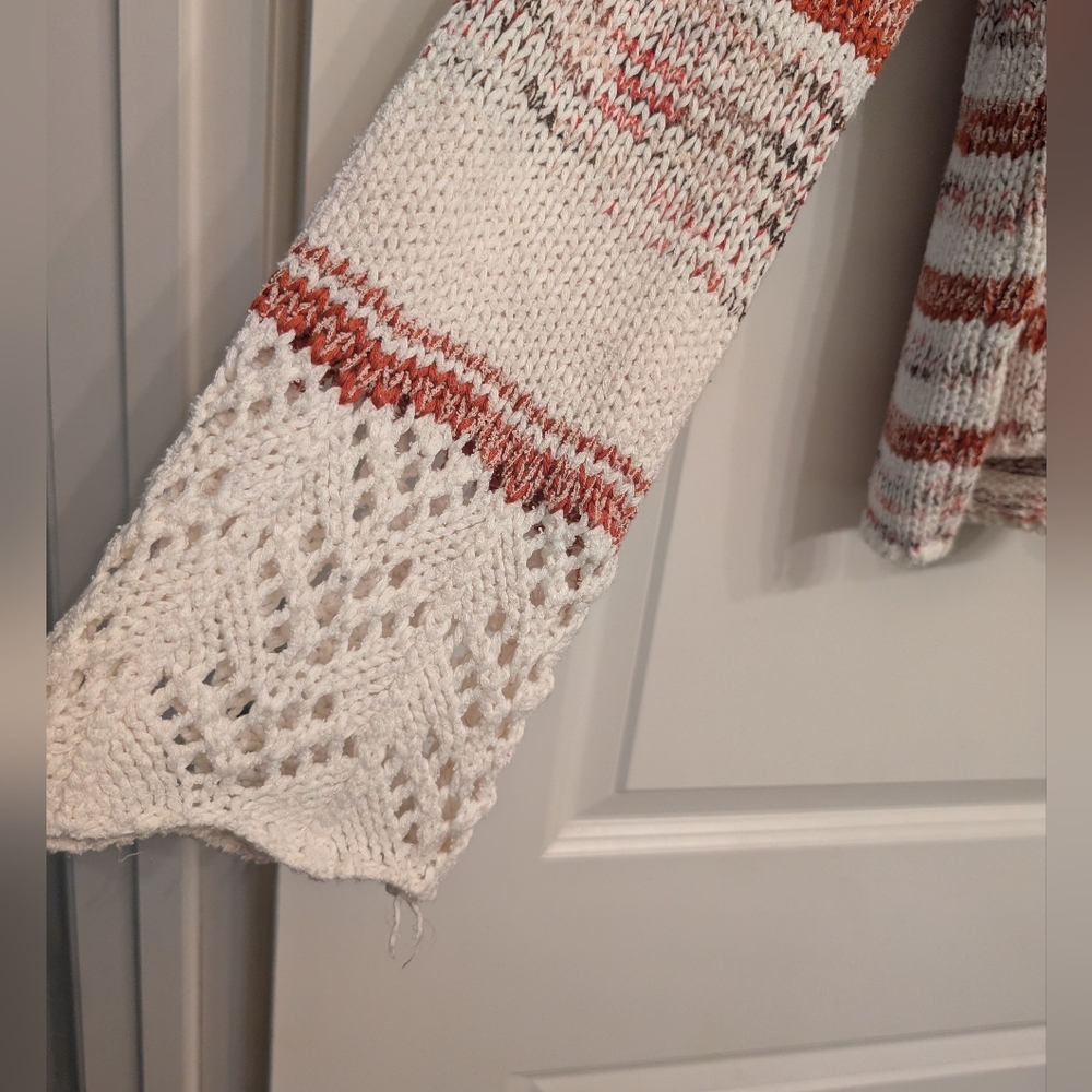 Sweater - Picture 3 of 3